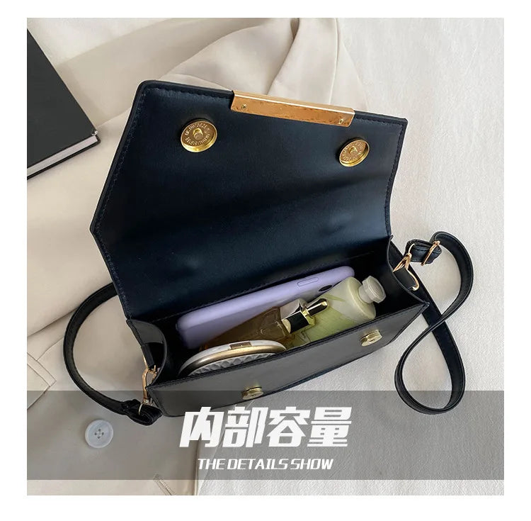 2023 New Autumn Fashion Color Contrast Shoulder Bag Fashion Simple Handheld Crossbody Women's Bag Small Square Bag